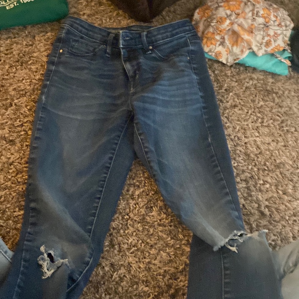 Ripped jeans